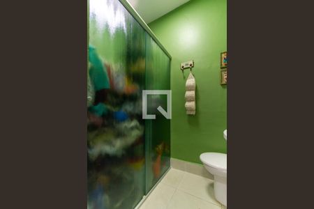 Casa à venda com 200m², 3 quartos e 2 vagasBanheiro de serviço