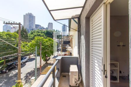 Casa à venda com 200m², 3 quartos e 2 vagasvaranda do quarto