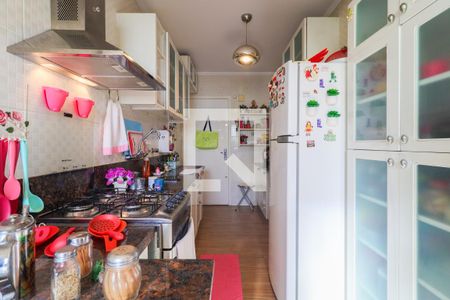 Apartamento à venda com 100m², 2 quartos e 2 vagasCozinha