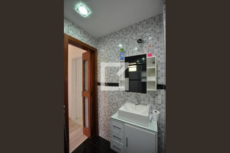 Apartamento à venda com 77m², 3 quartos e 1 vagaBanheiro Social