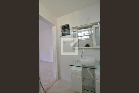 Apartamento à venda com 77m², 3 quartos e 1 vagaBanheiro da Suíte