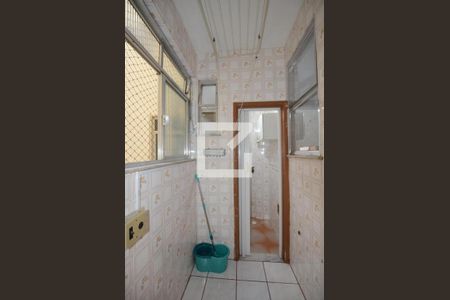 Apartamento à venda com 77m², 3 quartos e 1 vagaÁrea de Serviço