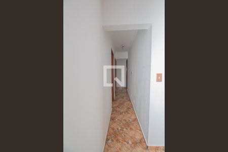 Corredor de apartamento para alugar com 3 quartos, 82m² em Vila Alpina, São Paulo