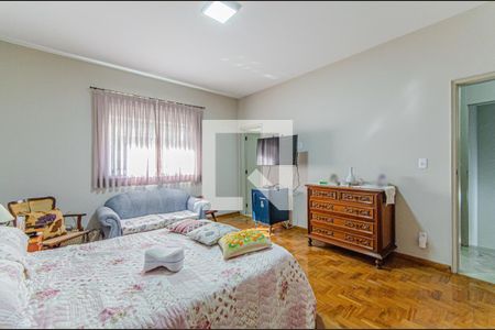 Casa à venda com 400m², 3 quartos e 4 vagasSuíte