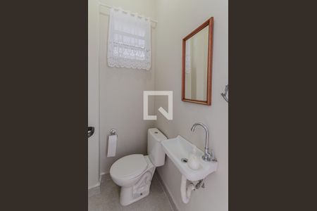 Casa à venda com 400m², 3 quartos e 4 vagasBanheiro de serviço