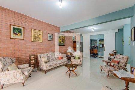 Casa à venda com 400m², 3 quartos e 4 vagasSala Andar Inferior