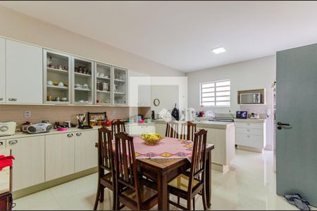 Casa à venda com 400m², 3 quartos e 4 vagasCozinha