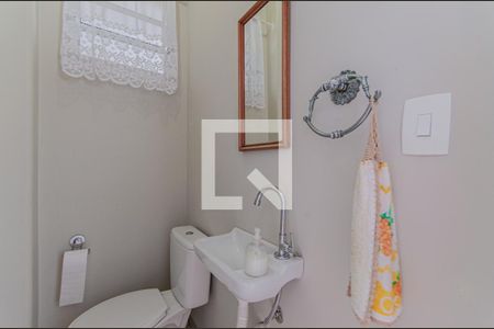 Casa à venda com 400m², 3 quartos e 4 vagasBanheiro de serviço