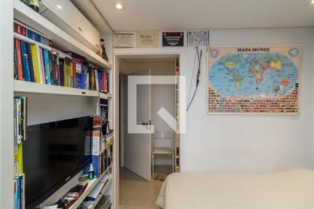 Apartamento à venda com 300m², 4 quartos e 3 vagas Apartamento à venda com 300m², 4 quartos e 3 vagasQuarto 2 - Suíte