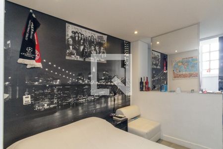 Apartamento à venda com 300m², 4 quartos e 3 vagas Apartamento à venda com 300m², 4 quartos e 3 vagasQuarto 2 - Suíte