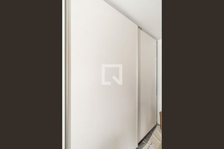 Apartamento à venda com 300m², 4 quartos e 3 vagas Apartamento à venda com 300m², 4 quartos e 3 vagasQuarto 4