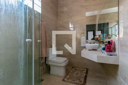 Casa à venda com 220m², 3 quartos e sem vagaSuíte