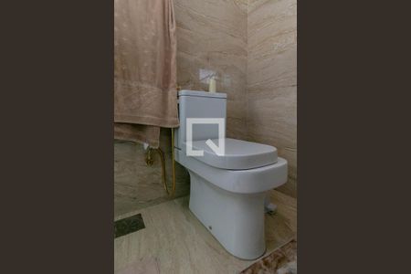 Casa à venda com 220m², 3 quartos e sem vagaSuíte