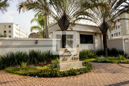 Apartamento para alugar com 46m², 2 quartos e 1 vaga Apartamento para alugar com 46m², 2 quartos e 1 vagaFachada do Condomínio