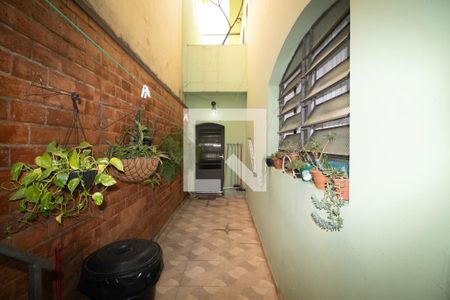 Casa à venda com 160m², 3 quartos e 2 vagas Casa à venda com 160m², 3 quartos e 2 vagasQuintal