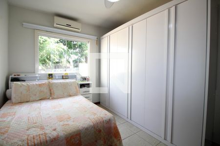 Casa de condomínio à venda com 200m², 3 quartos e 1 vagaQuarto 1