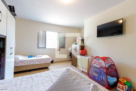 Casa à venda com 263m², 6 quartos e 2 vagas Casa à venda com 263m², 6 quartos e 2 vagasQuarto 1