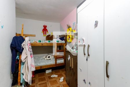 Casa à venda com 263m², 6 quartos e 2 vagas Casa à venda com 263m², 6 quartos e 2 vagasQuarto 4