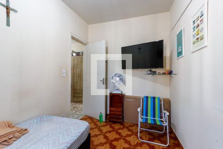 Casa à venda com 263m², 6 quartos e 2 vagas Casa à venda com 263m², 6 quartos e 2 vagasQuarto 3