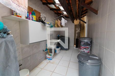 Casa à venda com 477m², 5 quartos e 3 vagasÁrea de Serviço