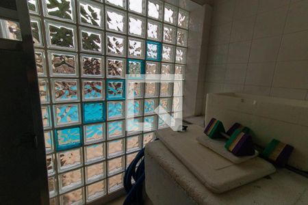 Casa à venda com 477m², 5 quartos e 3 vagasBanheiro de Serviço