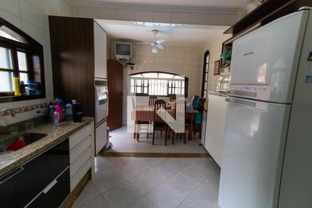 Casa à venda com 477m², 5 quartos e 3 vagasCozinha