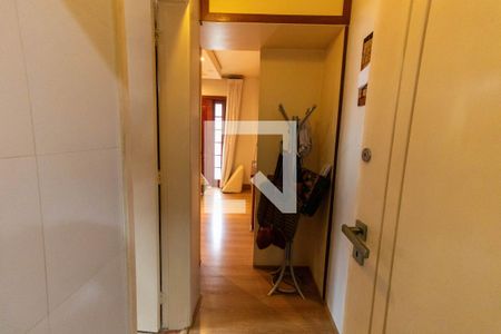 Casa à venda com 477m², 5 quartos e 3 vagasCorredor