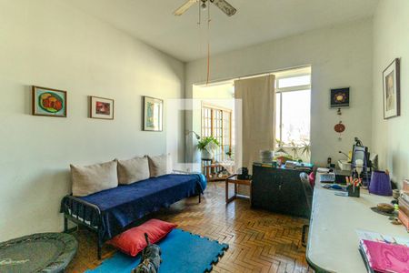 Apartamento à venda com 176m², 4 quartos e 2 vagasQuarto 4