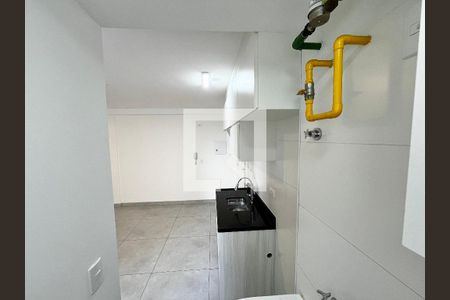 Sala/Cozinha de apartamento para alugar com 2 quartos, 42m² em Parada Inglesa, São Paulo