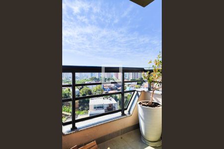 Apartamento à venda com 143m², 3 quartos e 2 vagasVaranda da Suite 1