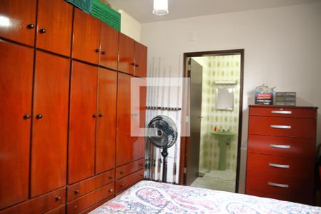 Casa à venda com 222m², 4 quartos e 3 vagasSuite1