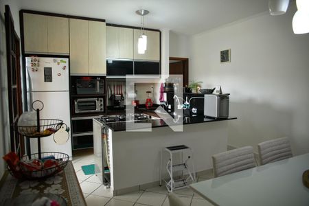 Casa à venda com 222m², 4 quartos e 3 vagasCozinha