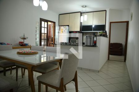 Casa à venda com 222m², 4 quartos e 3 vagasCozinha