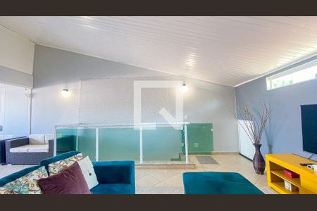 Casa à venda com 178m², 3 quartos e 4 vagas Casa à venda com 178m², 3 quartos e 4 vagasEspaço Gourmet - Sala