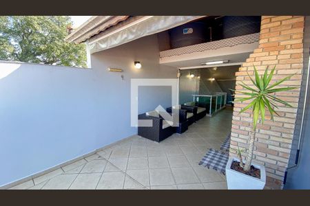 Casa à venda com 178m², 3 quartos e 4 vagas Casa à venda com 178m², 3 quartos e 4 vagasEspaço Gourmet - Quintal