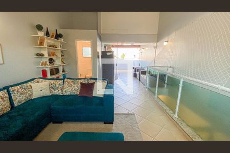 Casa à venda com 178m², 3 quartos e 4 vagas Casa à venda com 178m², 3 quartos e 4 vagasEspaço Gourmet - Sala