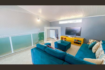 Casa à venda com 178m², 3 quartos e 4 vagas Casa à venda com 178m², 3 quartos e 4 vagasEspaço Gourmet - Sala