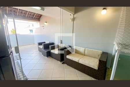 Casa à venda com 178m², 3 quartos e 4 vagas Casa à venda com 178m², 3 quartos e 4 vagasEspaço Gourmet