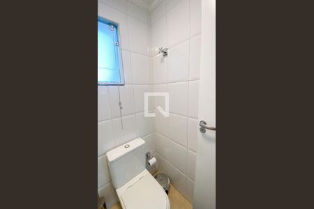 Casa à venda com 178m², 3 quartos e 4 vagas Casa à venda com 178m², 3 quartos e 4 vagasLavabo