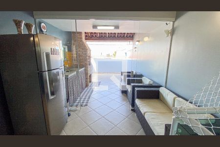 Casa à venda com 178m², 3 quartos e 4 vagas Casa à venda com 178m², 3 quartos e 4 vagasEspaço Gourmet