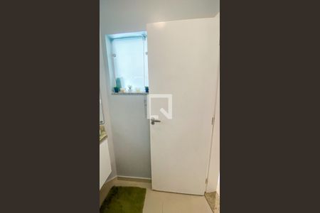 Casa à venda com 178m², 3 quartos e 4 vagas Casa à venda com 178m², 3 quartos e 4 vagasLavabo