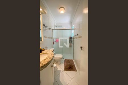 Casa à venda com 178m², 3 quartos e 4 vagas Casa à venda com 178m², 3 quartos e 4 vagasBanheiro da Suíte 1