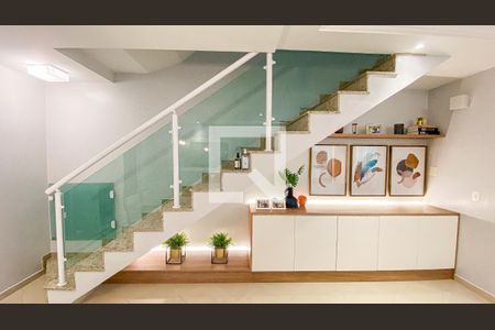 Casa à venda com 178m², 3 quartos e 4 vagas Casa à venda com 178m², 3 quartos e 4 vagasSala - Sala de Jantar