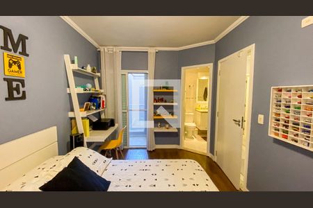 Casa à venda com 178m², 3 quartos e 4 vagas Casa à venda com 178m², 3 quartos e 4 vagasSuite 2