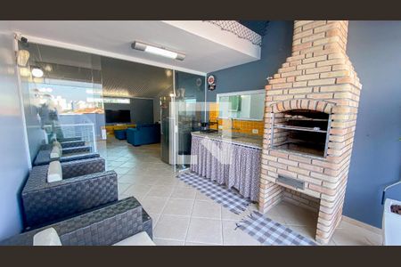 Casa à venda com 178m², 3 quartos e 4 vagas Casa à venda com 178m², 3 quartos e 4 vagasEspaço Gourmet