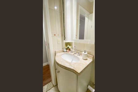 Casa à venda com 178m², 3 quartos e 4 vagas Casa à venda com 178m², 3 quartos e 4 vagasBanheiro da Suíte 3