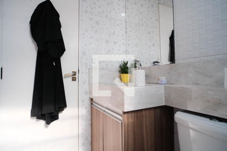 Apartamento à venda com 65m², 2 quartos e 1 vaga Apartamento à venda com 65m², 2 quartos e 1 vagaBanheiro
