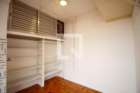 Apartamento à venda com 140m², 3 quartos e sem vaga Apartamento à venda com 140m², 3 quartos e sem vagaÁrea de Serviço