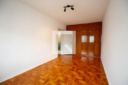 Apartamento à venda com 140m², 3 quartos e sem vaga Apartamento à venda com 140m², 3 quartos e sem vagaSuíte