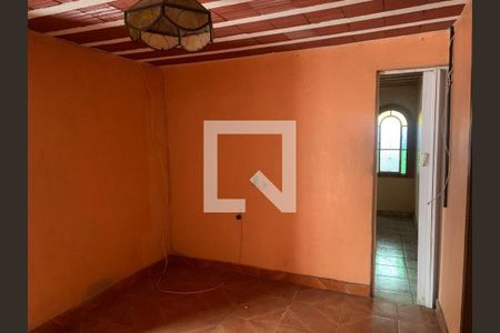 Casa à venda com 364m², 3 quartos e 3 vagasSala